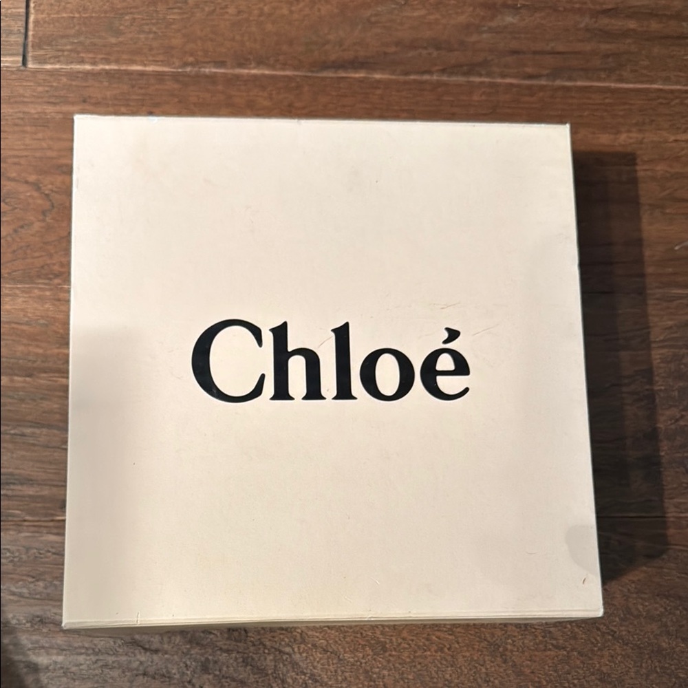 Chloé Cream Box